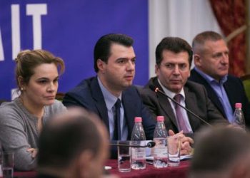 Rama pro listave të hapura/ Opozita e bashkuar del sërish kundër: Akt i paprecedentë, vë në rrezik stabilitetin e vendit