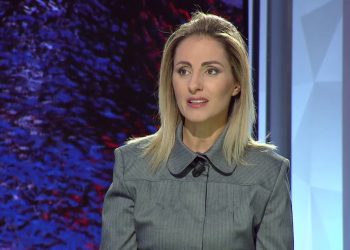 Përdorimi i gjuhës greke në jug/ Apeli i zv.ministres Çuçi: Refuzoni shërbimin nëse nuk ju ofrohet në shqip