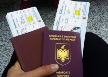 Zgjerohen mënyrat marrjes së shtetësisë shqiptare, mundësi për shqiptarët jashtë kufijve