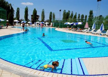 Nga distanca 3.5 metra tek matja e temperaturës, ISHP vendos protokollin për lejimin e pishinave