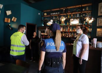 Muzikë jashtë orarit të lejuar, gjobë 10 milionë lekë tre personave në Vlorë e Sarandë