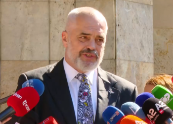 Basha nuk shkoi në “Këshillin Politik”, Rama: Nuk ka ndonjë dallim mes tij dhe Gazment Bardhit