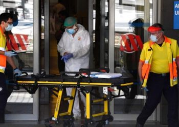 Studimi i ri për Covid-19/ Nuk krijohen antitrupa, imuniteti i tufës i paarritshëm