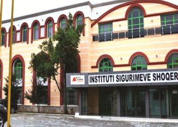 Shoqërohen në polici disa punonjës të Sigurimeve Shoqërore, SPAK ngre dyshime për shpërdorim detyre