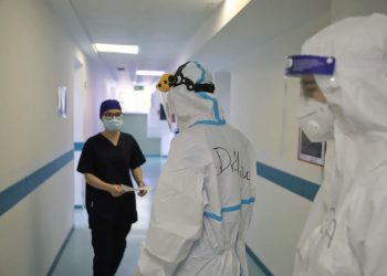 “Pacientët e rinj të shtruar në spital me simptoma të rënda”, Manastirliu apel qytetarëve: Bashkëpunoni për të frenuar COVID-19