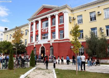 Gjykata i hap rrugë zgjedhjeve në Universitetin e Tiranës, rrëzon kërkesën për pezullimin e procesit