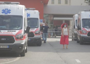 “Pacientët me COVID-19 trajtohen tek Anestezia”/ Reagon QSUT: S’ka ndodhur kurrë. Ja si është e vërteta