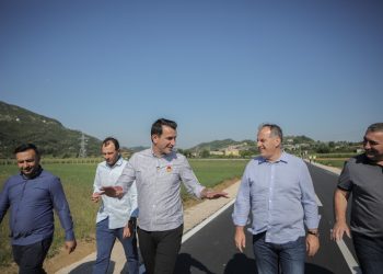 Përurohet rruga e re nga rrethrrotullimi i Mulletit deri tek Ura e Qehasë