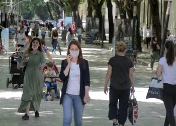 Nga Sheshi ‘Wilson’, te Lapraka dhe ‘Pazari i Ri / Ja zonat më të prekura dhe më të sigurta nga virusi në Tiranë
