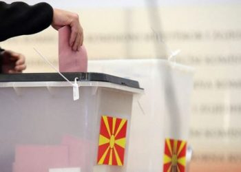 Mbyllen votimet në Maqedoninë e Veriut/ Morën pjesë mbi 50% e votuesve, ja kush favorizohet nga sondazhet e para