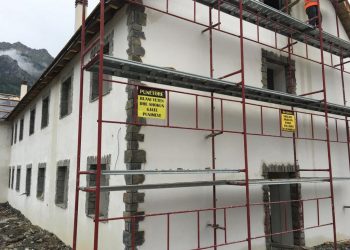 FOTOT/ Nga Vermoshi në Borsh, Rama: Vendi plot me kantiere ndërtimi