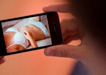 “Kam bërë video intime me të dhe tani më shantazhon”, e reja nga Tirana denoncon ish-partnerin: U fejova me detyrim