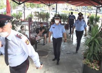 Policia me dorë të ashpër ndaj lokaleve që nuk ndalin dasmat dhe ceremonitë, Tirana më e pabindura