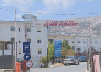 Infektohet nëndrejtori i spitalit në Gjirokastër, personeli do t’i nënshtrohet testit për Covid-19