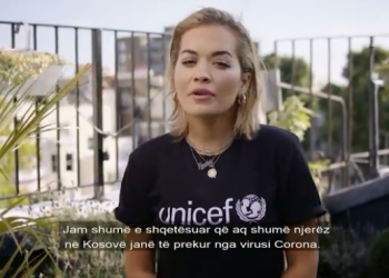 VIDEO/ Shifrat e larta nga COVID-19, Rita Ora mesazh për Kosovën: Vendoseni maskën, mbroni veten e të dashurit