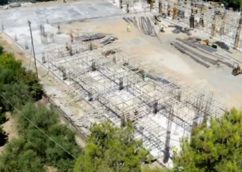 Rindërtimi i shkollës në Shijak, Rama publikon pamjet: Doli jashtë funksionit pas tërmetit, por po rilind më e bukur