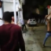 VIDEO/ Nuk vendosën vallen e krushqve, plas sherri me karrige mes dasmorëve