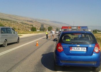 Aksident tragjik, makina përplas për vdekje 23-vjeçarin në Memaliaj