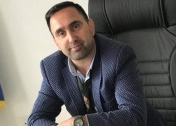 E trishtë në Tiranë! Pas të ëmës, Covid i merr jetën edhe inspektorit të Arsimit
