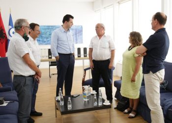 Basha pas takimit me anëtarët e Komisionit të Vlerësimit: PD do përfaqësohet në zgjedhje nga elita e saj politike