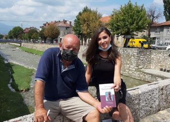 Shkoi të shiste libra në Kosovë, Çun Lajçi kërcënohet me vrasje, ja denoncimi i tij