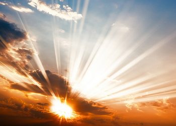 Parashikimi i motit për sot, një ulje e lehtë temperaturash