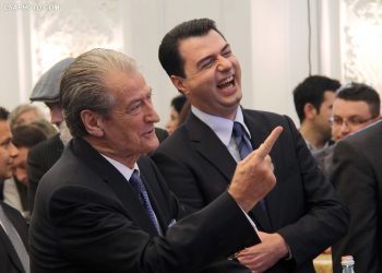 ‘Berisha e shiti detin sepse mbahet peng nga grekët’/ Klosi: Ai me Bashën duhet të ishin në burg, ja hodhën nga Llalla