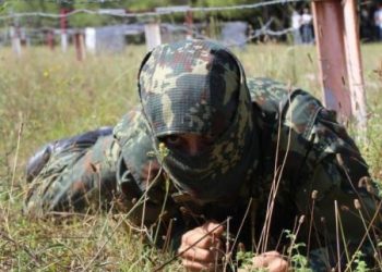 Ushtarët e rinj përfundojnë kursin Komando, bëhen pjesë e forcave elitë të Forcave të Armatosura