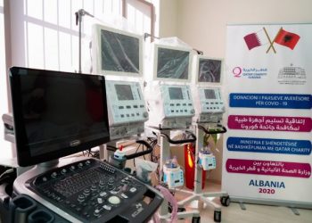 Përballimi i pandemisë COVID-19/ Katari ndihmon Shqipërinë me pajisje të reja mjekësore