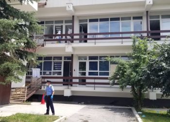 Situatë e rëndë me Covid-19 në Kosovë / Mbi 500 pacientë të shtruar vetëm në spitalet publike
