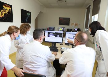 Njësia e re e Radioterapisë/ Manastirliu: Puna në shëndetësi nuk ka ndalur asnjë moment
