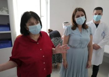 Manastirliu: Kemi siguruar vaksinat e gripit. Bino: Punë në disa drejtime për të siguruar atë të Covid-19