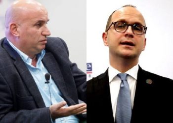 “Kollaj të bësh sikur lufton krimin pasi të shkarkojnë”, Mero Baze ironizon Bushatin për emërimin e bashkëshortes së Ylli Ndroqit