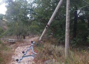 Moti i keq dëmton rrjetin e energjisë elektrike, ja cilat janë zonat më të prekura