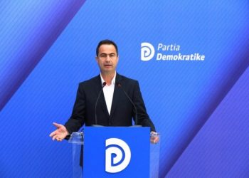 “Fakti që tronditi arsimin”, denoncimi i PD: Krim i pastër, kanë marrë mësuesit në mitingje