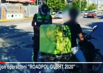 Video/ “Siguria në rrugë”, Policia nuk i fal shoferët: Arrestohen 6 drejtues për shkelje të rregullave