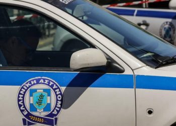 Shqiptari dhunon policin grek dhe e bën për spital