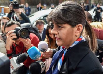 “Gruaja e hekurt” që arrestoi “peshqit e mëdhenj” në Rumani, emërohet kryeprokurore e Europës