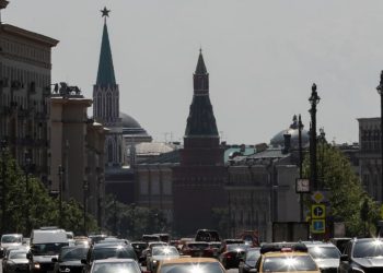 COVID-19/ Rusia gati për vaksinimin masiv të popullsisë në tetor, krenaria e saj ngre shqetësime në Perëndim