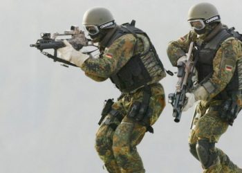 Ushtarët gjermanë ekstremistë të djathtë dhe neo-nazistë, Gjermania shkrin njësinë speciale