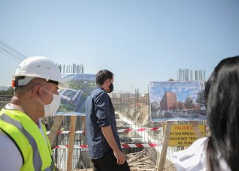 Nis puna për ndërtimin e shkollës “Andrea Stefani” në zonën e Astirit, Veliaj: Viti 2021, viti rekord i hapjes së shkollave