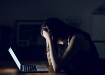 Pushimet/ Psikologët: Ja e vërteta e lodhjes, pasi rinisim punën