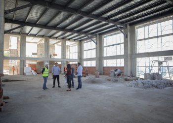 Vijon puna për shkollat e reja në Kodër Kamëz, Veliaj: Investimi ynë për rininë nuk është një birrë në Jalë