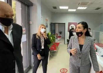 53 shërbimet e ISSH online në e-Albania, drejtoresha e AKSHI-t zbardh shifrat e aplikimeve: Shmangëm varavingot nëpër zyra