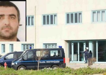 Tmerr në burgjet e Italisë, bosi i Cosa Nostras i ha gishtin policit