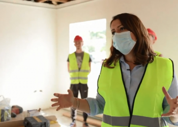 VIDEO/ Rindërtimi i qendrës shëndetësore në Zall-Bastar, Manastirliu: Pavarësisht pandemisë investimet s’janë ndalur