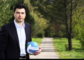 Bojkoti i Superligës, ish-futbollisti i Kombëtares: Prisni të vijë Basha kryeministër, ai do të zgjidhë krizën në futboll