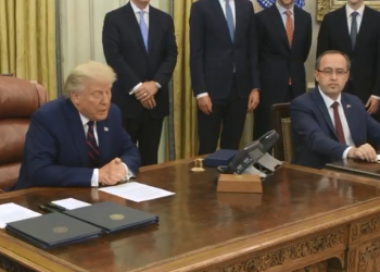 Donald Trump pas nënshkrimit të marrëveshjes: Hap i madh për paqen në Ballkan, mezi pres të vizitoj Kosovën dhe Serbinë