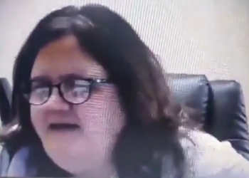 Video/ Urrejtja e pedagoges për mbështetësit e Trump: Shpresoj të infektohen me COVID dhe të vdesin para zgjedhjeve