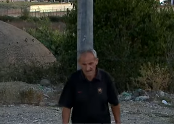Burgu i Vaqarrit/Agim Tufa, njeriu që ditën qëndron në shtëpi, qelinë e përdor vetëm për gjumë